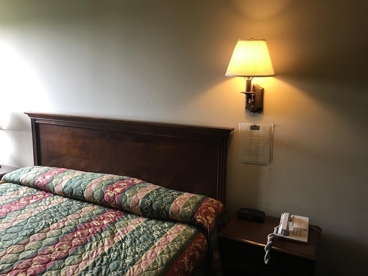 Lititz Inn And Suites Экстерьер фото